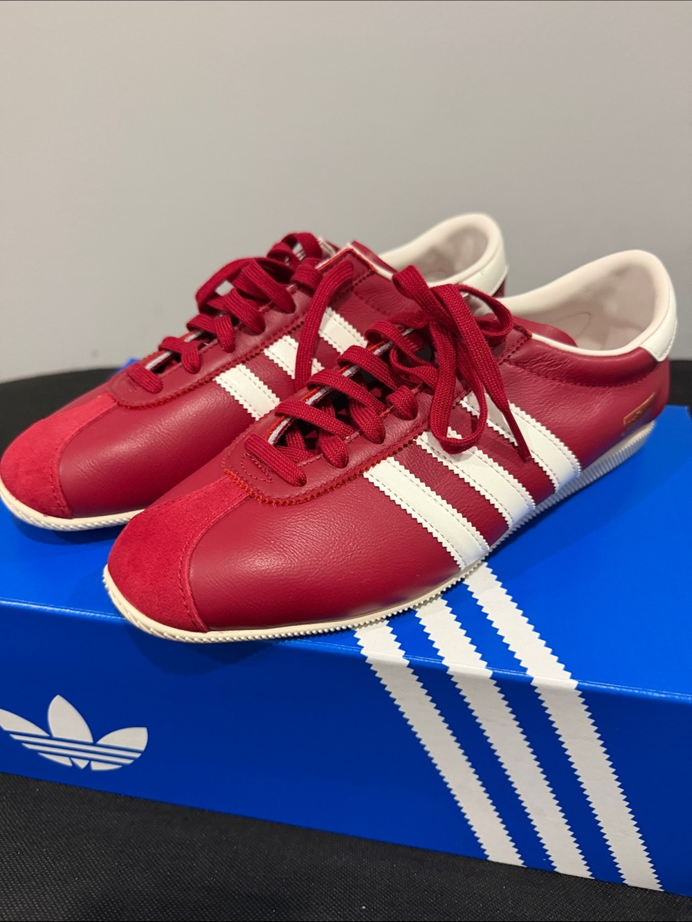 Adidas Paris Red and White Womens Classic Low-Profile Sneakers